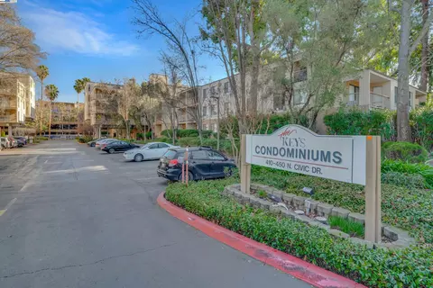 450 N Civic Dr #204, Walnut Creek, CA 94596