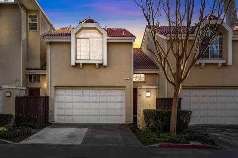 14 Sea Crest Ter, Fremont, CA 94536