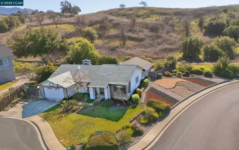 3349 Sierra Vista Ct, Concord, CA 94518