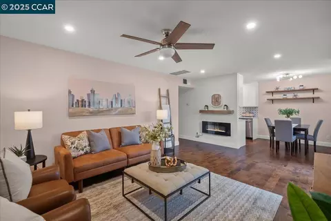 825 Oak Grove Rd #11, Concord, CA 94518