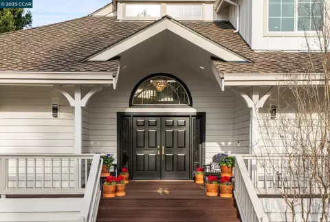216 Dorchester Ln, Alamo, CA 94507