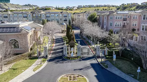 View/Area - 1146 Waltz Ct, Vallejo, CA 94591 photo 1 of 4