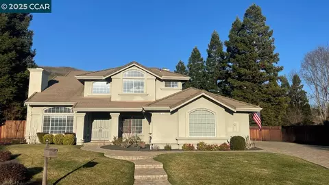 330 Tuscany Ct, Danville, CA 94506