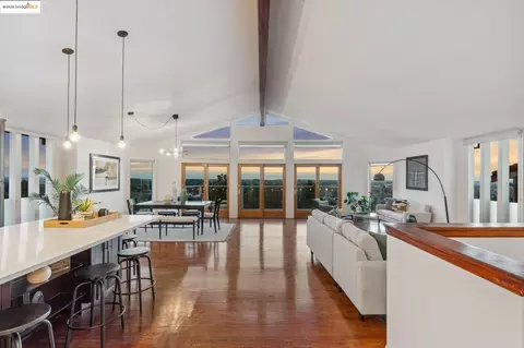 3020 Broadmoor Vw, Oakland, CA 94605