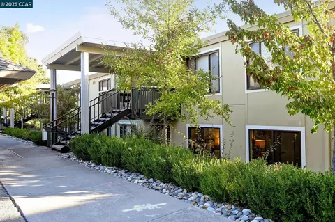 1388 Rockledge Ln #8, Walnut Creek, CA 94595