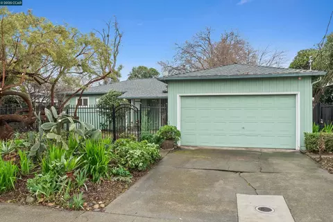 3042 Mount Diablo St, Concord, CA 94518