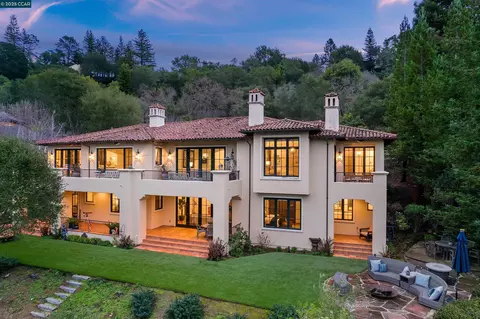 83 Tiger Tail Ct, Orinda, CA 94563