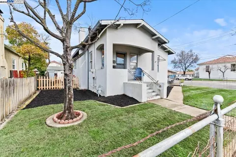 290 Maple St, Livermore, CA 94550 photo 1