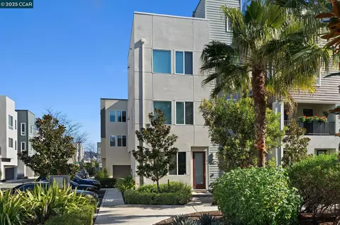 855 Spring Tides Rd, Richmond, CA 94804 photo 1
