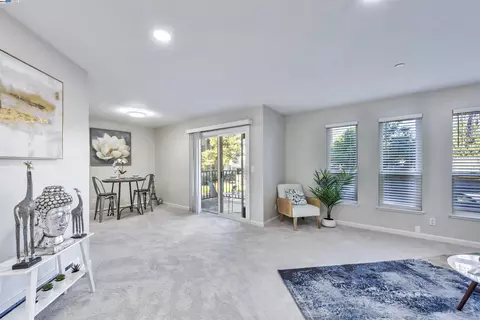 1945 Barrymore Cmn #G, Fremont, CA 94538