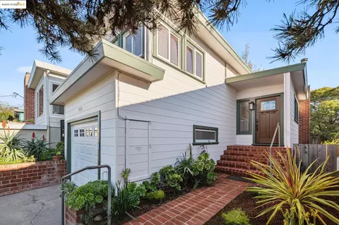 5522 Van Fleet Ave, Richmond, CA 94804