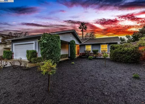 7878 Turquoise St, Dublin, CA 94568 photo 1