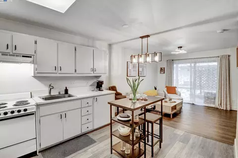1771 Broadway St #113, Concord, CA 94520