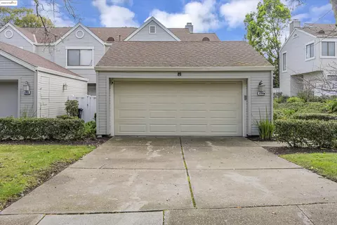 3760 Northridge Dr, Richmond, CA 94806
