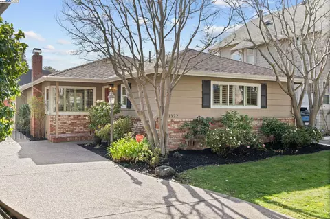 1322 Clinton Ave, Alameda, CA 94501