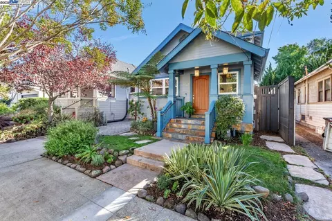 553 45th St, Oakland, CA 94609
