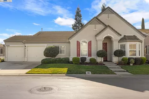 3220 Humberton Pl, Modesto, CA 95355 photo 1