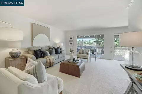 1136 Leisure Ln #11, Walnut Creek, CA 94595
