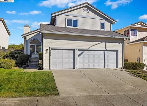 5377 Debra Ln, Richmond, CA 94803