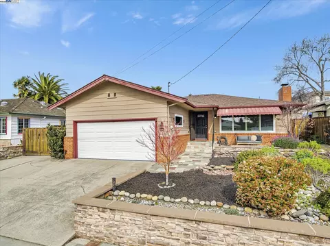 4346 Circle Ave, Castro Valley, CA 94546 photo 1
