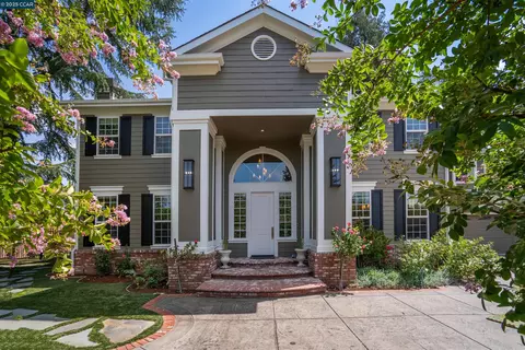 736 Hutchinson Rd, Walnut Creek, CA 94598