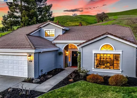 1036 Hill Meadow Pl, Danville, CA 94526