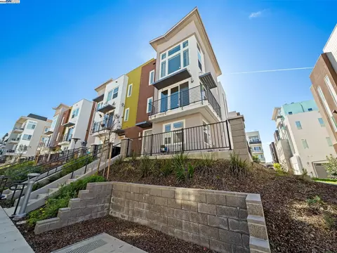 2989 Manuel St #5, San Jose, CA 95136