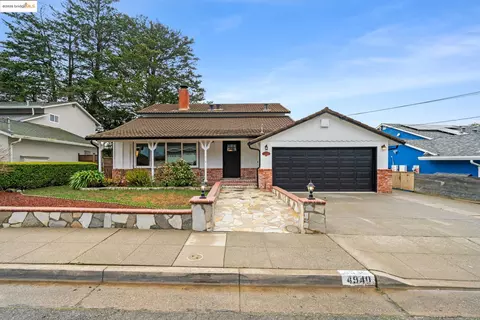 4940 Stacy St, Oakland, CA 94605