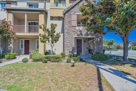 1137 Rock Ave, San Jose, CA 95131
