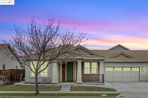 2139 Simpson St, Woodland, CA 95776