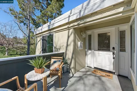 2701 Pine Knoll Dr #1, Walnut Creek, CA 94595