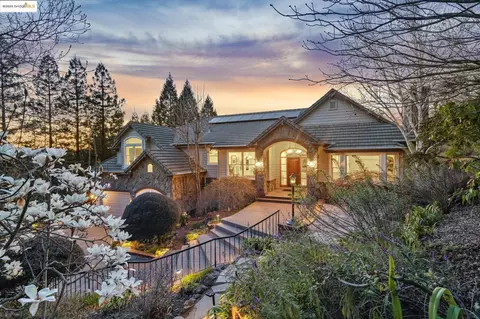 29 Harrington Rd, Moraga, CA 94556 photo 1