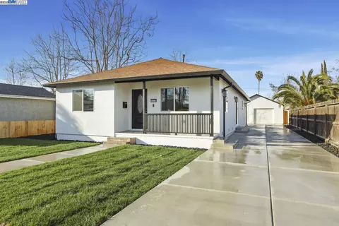 629 Oregon St, Manteca, CA 95337 photo 1