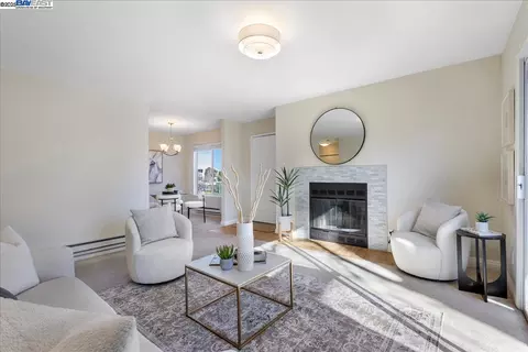 222 Schooner Ct, Richmond, CA 94804