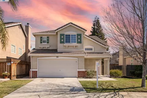 1482 Evergreen Ct, Tracy, CA 95376 photo 1