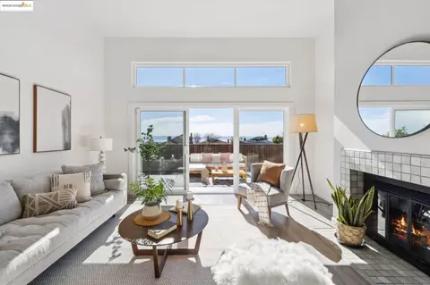 4211 Ridgemont Ct, Oakland, CA 94619