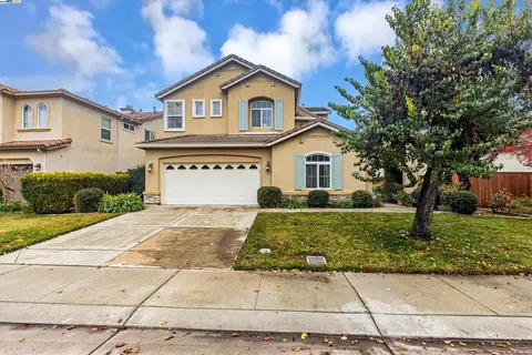 10866 Merritt Dr, Stockton, CA 95219