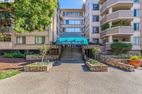 1400 Carpentier St #325, San Leandro, CA 94577