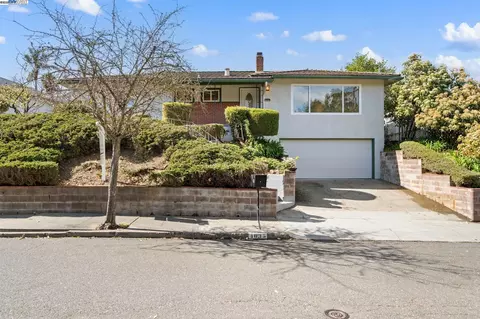 4035 Fairway Ave, Oakland, CA 94605