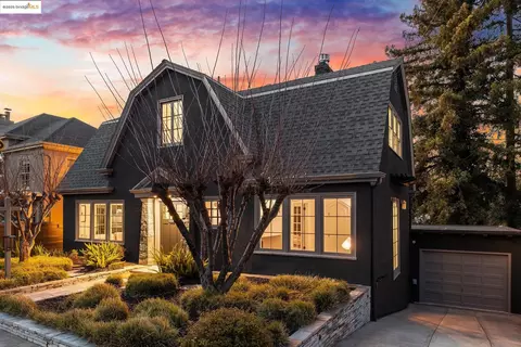 1266 Holman Rd, Oakland, CA 94610
