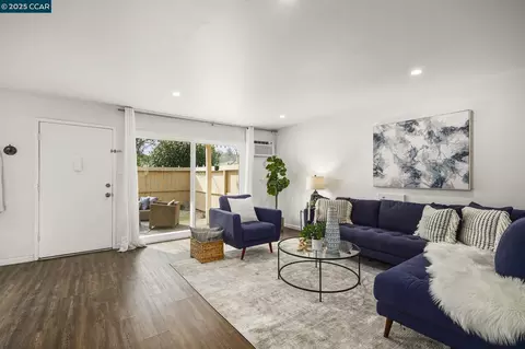 2180 Geary Rd #33, Pleasant Hill, CA 94523