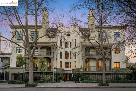 711 Walker Ave #102, Oakland, CA 94610