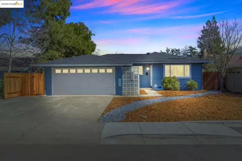 1800 Manzanita Ln, Davis, CA 95618 photo 1