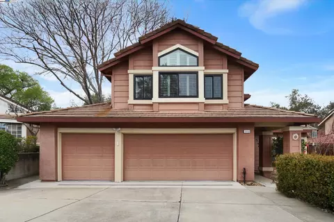 3033 Woodside Mdws, Pleasant Hill, CA 94523