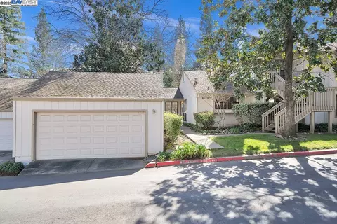 3901 Park Circle Ln #A, Carmichael, CA 95608