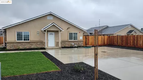 710 S Soderquist Rd, Turlock, CA 95380 photo 1