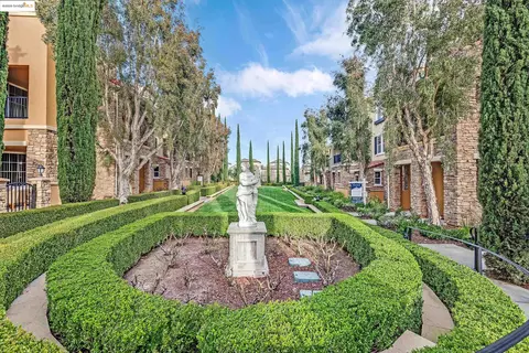 4831 Perugia St, Dublin, CA 94568 photo 1