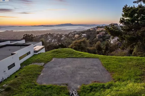 7041 Devon Way, Berkeley, CA 94705 photo 8