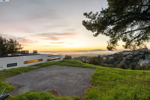 7041 Devon Way, Berkeley, CA 94705 photo 18