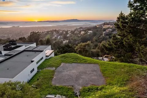 7041 Devon Way, Berkeley, CA 94705 photo 12